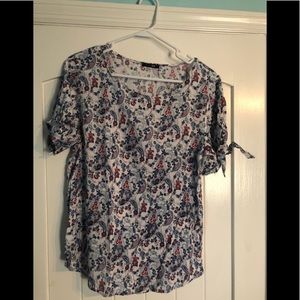 Stitchfix Papermoon tie sleeve blouse